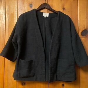 Black kimono with pockets